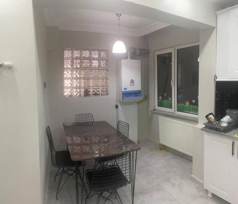 Sivas Houses Lueks Merkezde Family Suite Home 1 Exterior photo